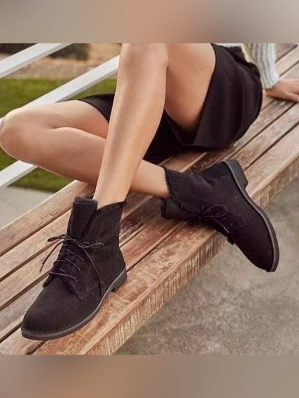 UGG® Quincy Boot BLACK SUEDE, Size 7
